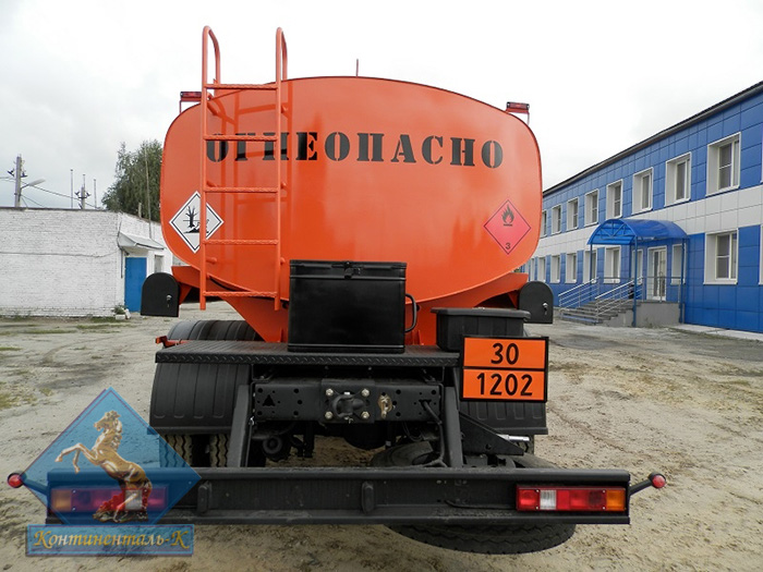 Автотопливозаправщик АТЗ-8,5 на шасси Камаз-43253